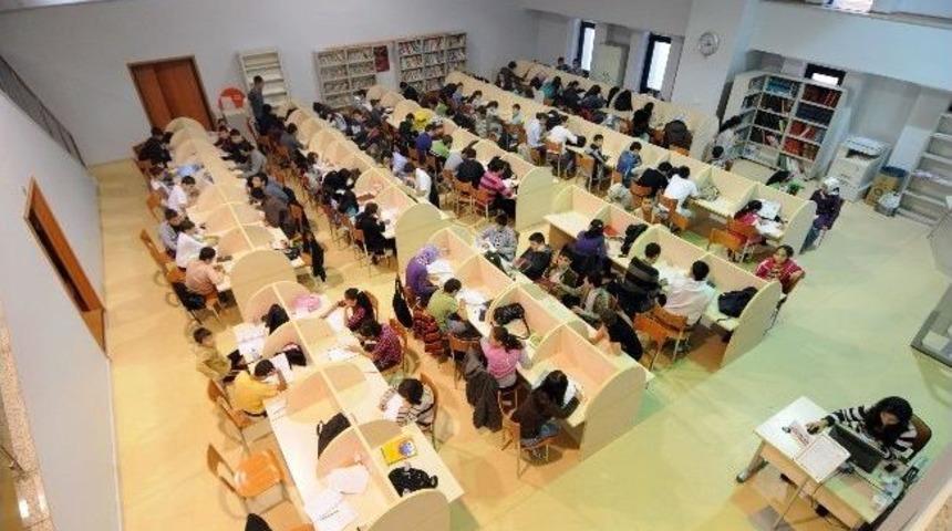 Bağcılar Halkı Okuyor