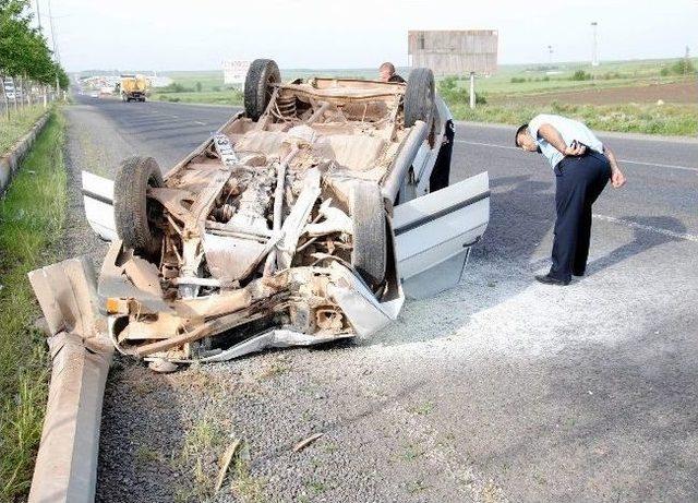 Otomobil Takla Attı: 5 Yaralı