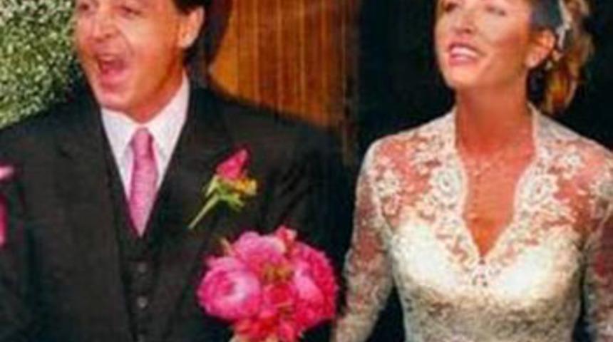 &Uuml;nl&uuml;lerin olaylı boşanmaları