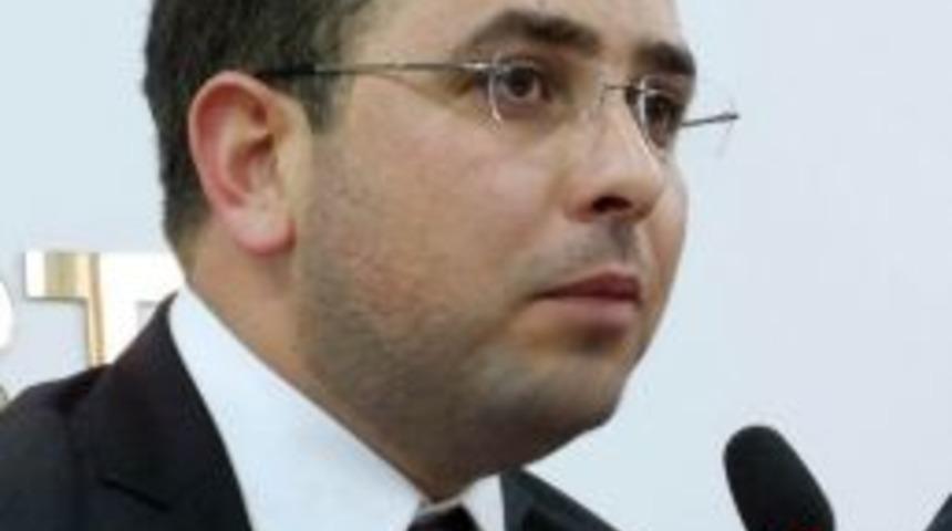 İshak Gazel: "1 Mayıs Artık, Emek Ve Dayanışma G&uuml;n&uuml;d&uuml;r"