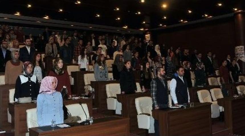 Trabzon B&uuml;y&uuml;kşehir Belediyesi Gen&ccedil;lik Meclisi İlk Toplantısını Yaptı