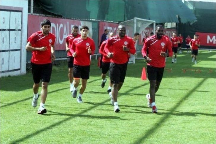 Medical Park Antalyaspor, Elazığspor Maçının Hazırlıklarını Sürdürdü G2