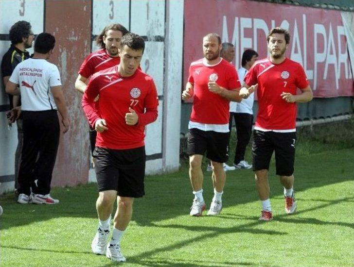 Medical Park Antalyaspor, Elazığspor Maçının Hazırlıklarını Sürdürdü G3