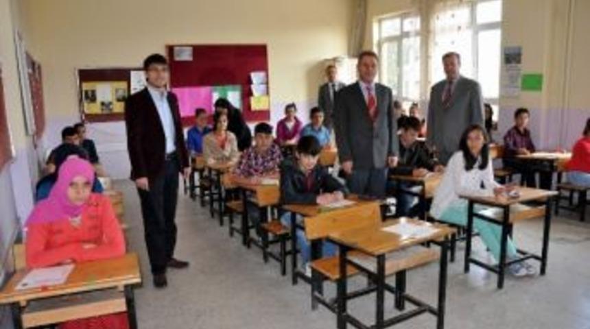 Suşehri&rsquo;nde Teog Sınavına 490 &Ouml;ğrenci Katıldı