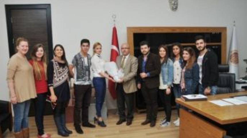 &Ouml;ğrencilerden Başkan &Ccedil;oban'a 'tebrik' Ziyareti