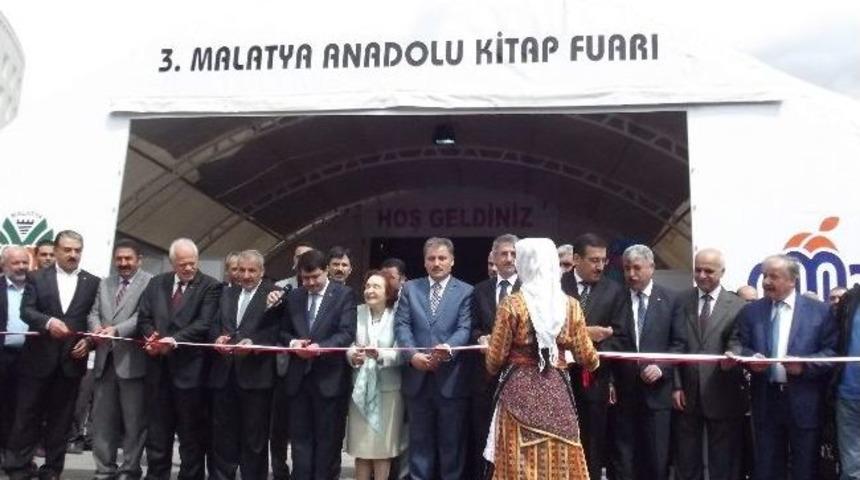 3.malatya Anadolu Kitap Fuarı T&ouml;renle A&ccedil;ıldı