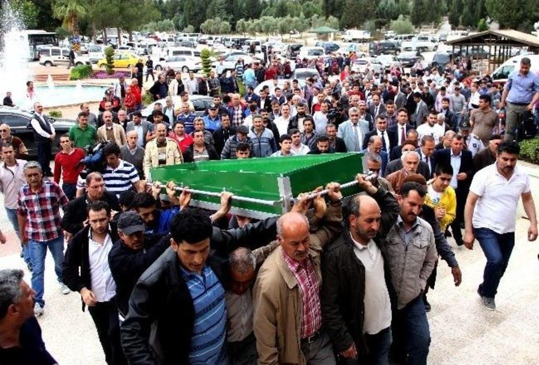 Minik Gizem'e G&ouml;zyaşları Sel Oldu