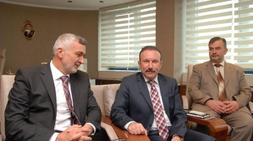 İlim Yayma Cemiyeti&rsquo;nden Başkan Doğan&rsquo;a Hayırlı Olsun Ziyareti