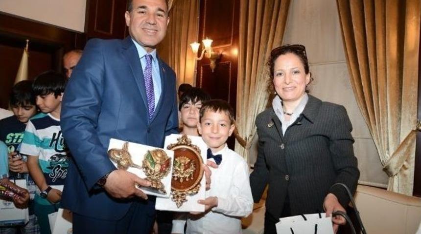 H&uuml;seyin S&ouml;zl&uuml;&rsquo;n&uuml;n K&uuml;&ccedil;&uuml;k Ziyaret&ccedil;ileri