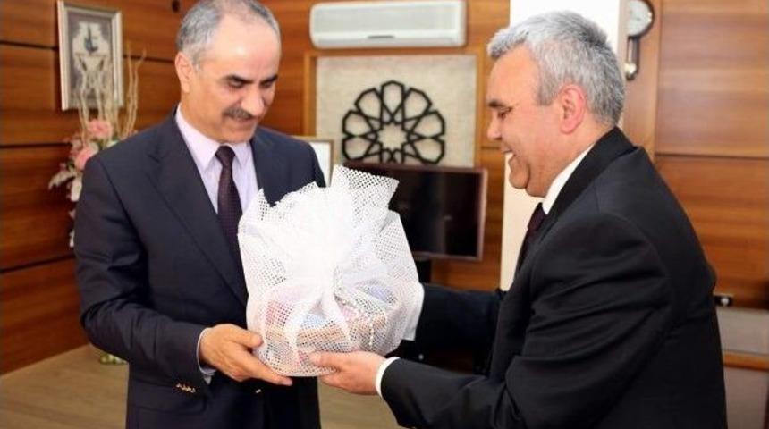 Ermeni Cemaatinden Başkan Aydın&rsquo;a Hayırlı Olsun Ziyareti