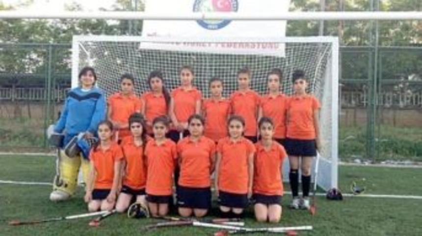 Diyarbakır'dan 3 Takım, Hokeyde T&uuml;rkiye Şampiyonasına Katılacak