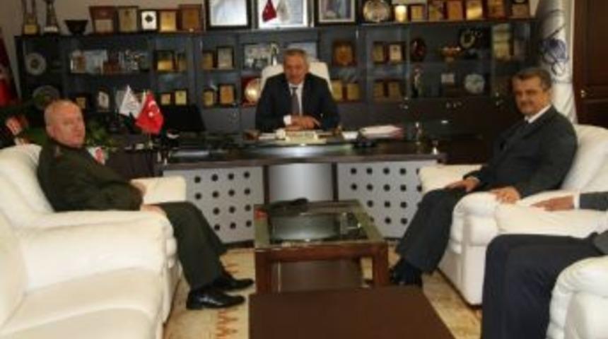 Jandarma Ve Emniyet M&uuml;d&uuml;r&uuml;nden Başkan Dişli&rsquo;ye Ziyaret