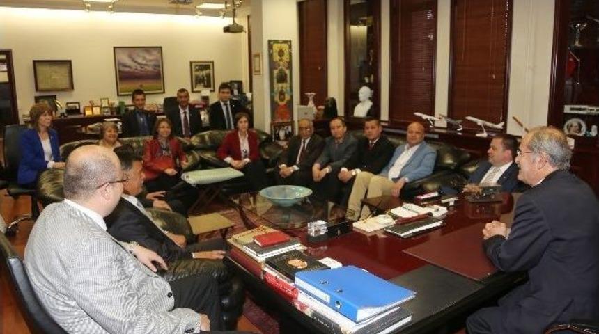 Kırım Derneği&rsquo;nden Başkan B&uuml;y&uuml;kerşen&rsquo;e Ziyaret