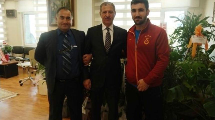 Sakaryalı Judoculardan Başkan To&ccedil;oğlu Ve Dişli&rsquo;ye Tebrik Ziyareti