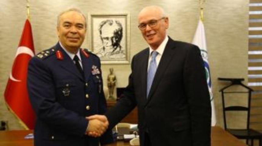 Korgeneral &Uuml;nal, Başkan Kurt&rsquo;u Ziyaret Etti