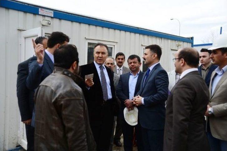 Vali Altıparmak Okul İnşaatını Gezdi G4