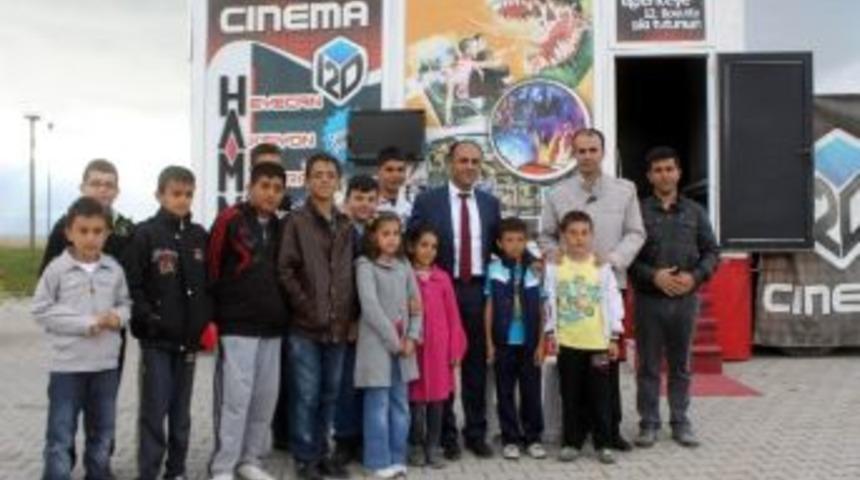 Beyşehir&rsquo;de Başarılı &Ouml;ğrencilere 12d Sinema İzleme &Ouml;d&uuml;l&uuml;