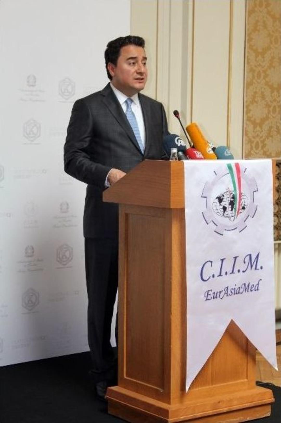 Babacan: "siyasi İstikrarın Temelinde Hukukun &Uuml;st&uuml;nl&uuml;ğ&uuml; Vardır&rdquo;