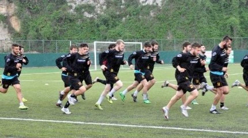 Kozlu Belediyespor, Play-out Ma&ccedil;ı Hazırlıklarına Başladı