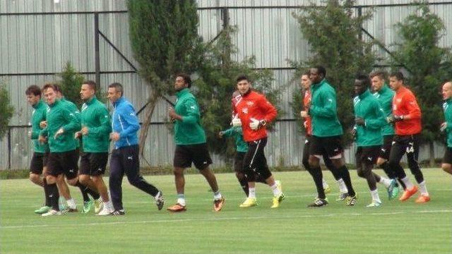 Akhisar Belediyespor, Fenerbahçe Maçı Hazırlıklarına Başladı