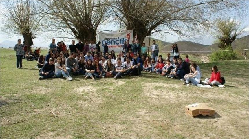 Chp Gen&ccedil;liği Piknikte Buluştu