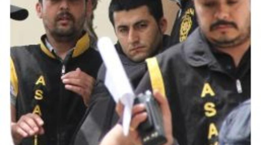 Gizem'in Katil Zanlısının Kalbi Delik &Ccedil;ıktı