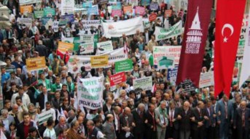 Giresun&rsquo;un coşkusu Taksim&rsquo;e taşındı