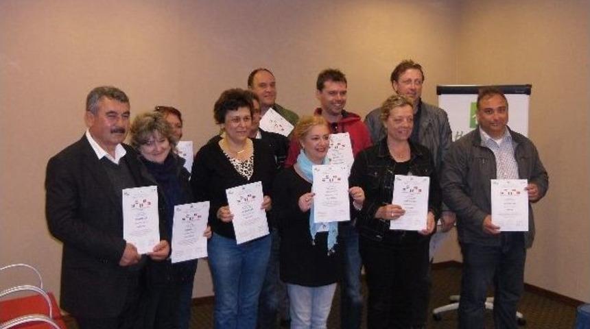 Geleceği D&uuml;ş&uuml;nen Gen&ccedil;ler Yeşil Evleri Oluşturdu