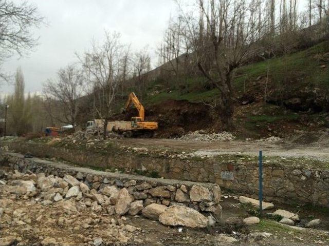 Bahçesaray Belediye Başkanı Aykut Çalışmaya Başladı