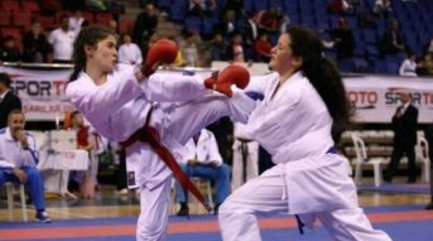 Tekirdağlı Karatecilere Milli Davet