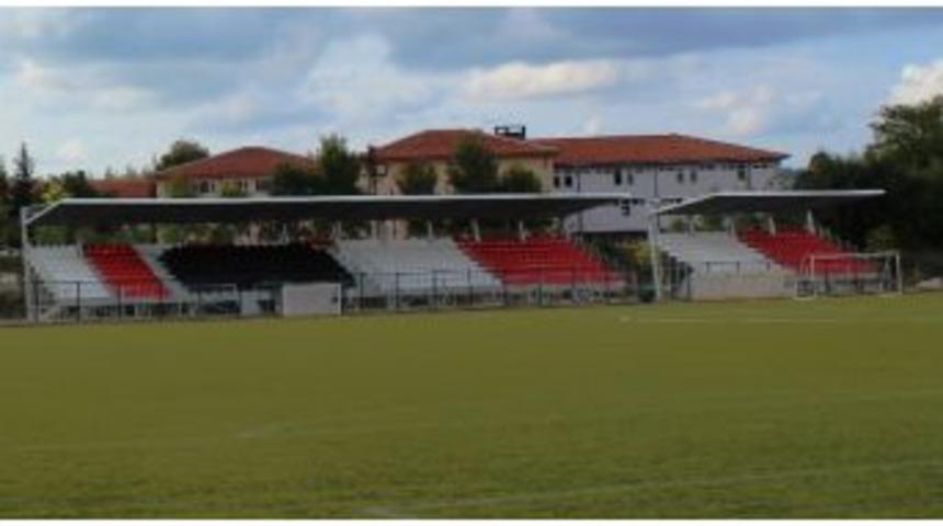 Sentetik Saha Ve Trib&uuml;n Yapılacak