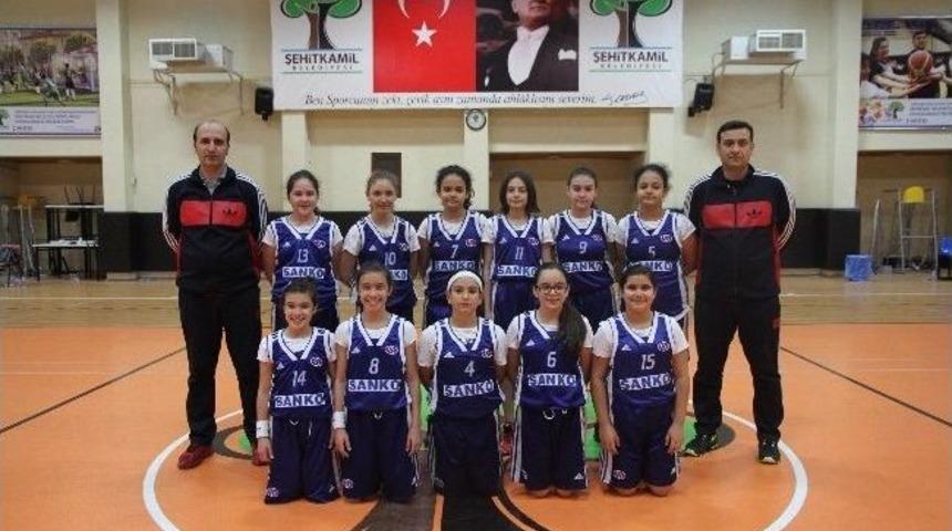&Ouml;zel Sanko Basketboltakımının Başarısı