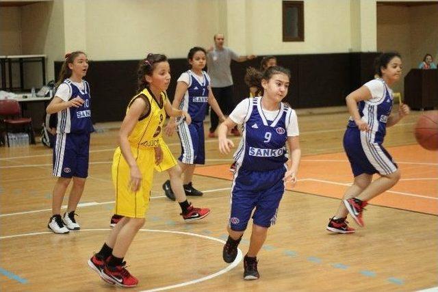 Özel Sanko Basketboltakımının Başarısı