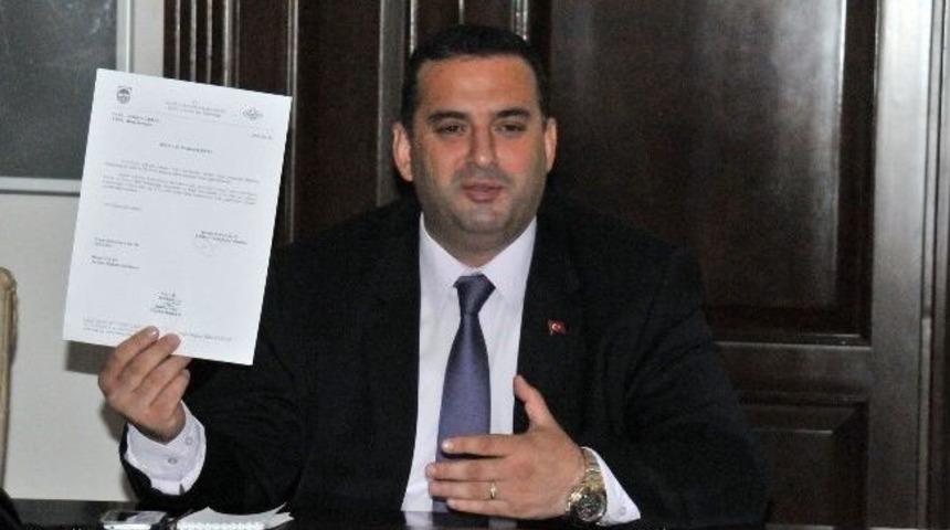 Yalova Belediyesi'nde 80 İşi&ccedil;inin S&ouml;zleşmesi 2 Ay Uzatıldı