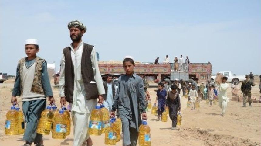 Tika'dan Afganistanlı Selzedelere Yardım Eli