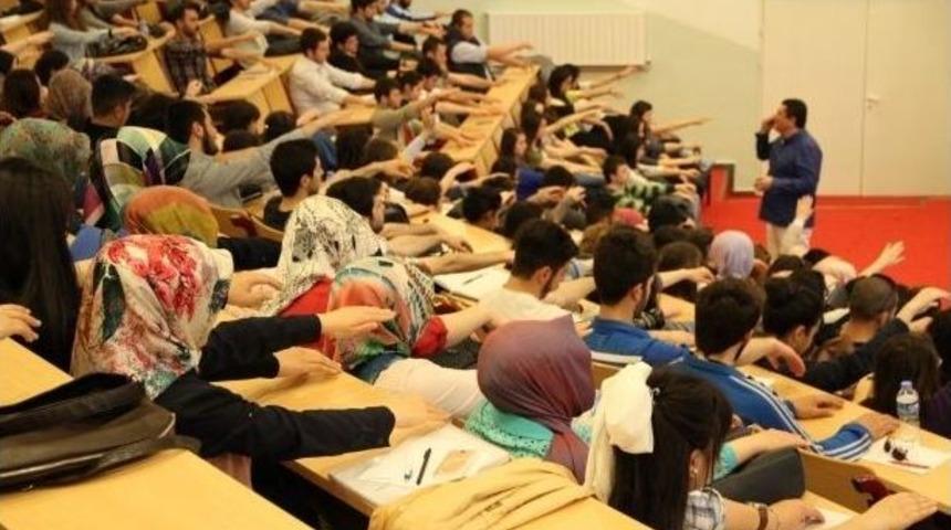 &Ouml;ğrenciler Hipnozla Uyudu