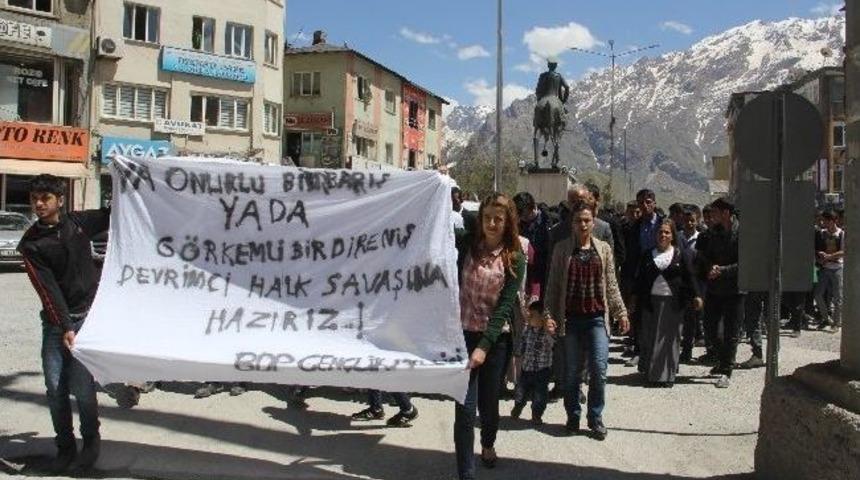 Hakkari&rsquo;de Karakol Yapılması Ve Tutuklamalar Protesto Edildi
