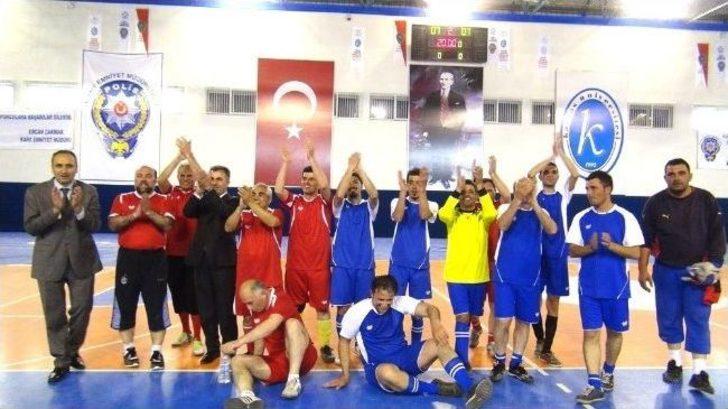 Kaü İle Emniyet Müdürlüğü’nün Spor Turnuvası Başladı G5