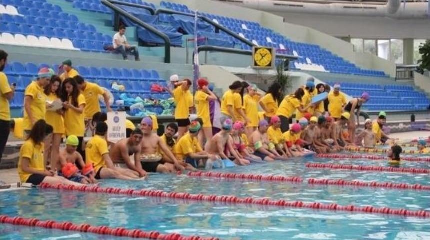 "engelsiz Paletler" Ege Üniversitesi'nde