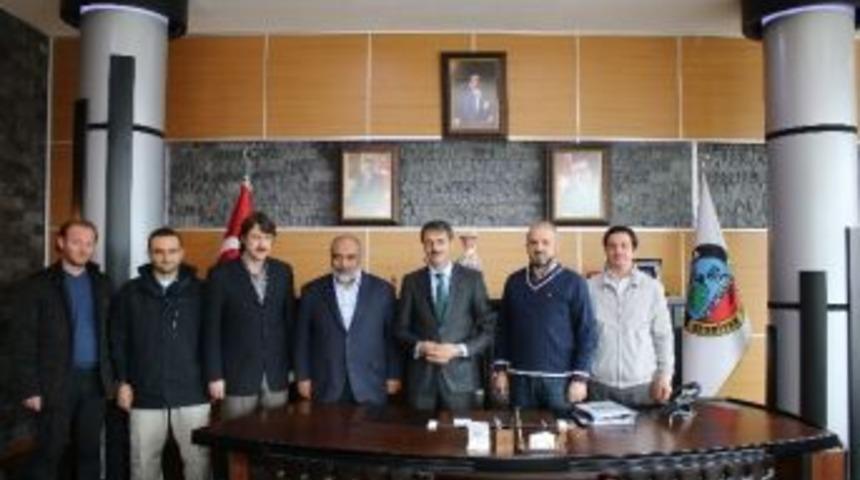 İhh Başkanı B&uuml;lent Yıldırım Başkan Alemdar&rsquo;ı Ziyaret Etti