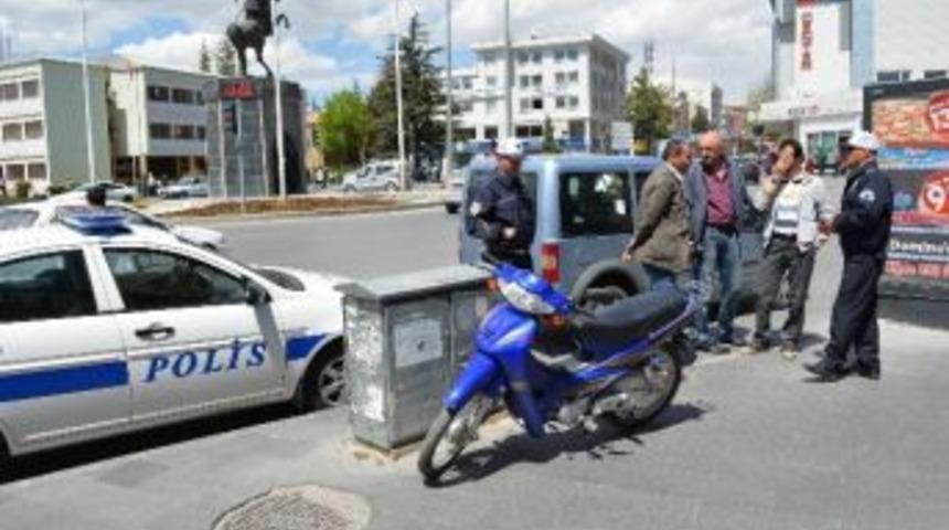 Polis Motosiklet&ccedil;ilere G&ouml;z A&ccedil;tırmıyor