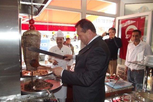 Döner Dünyası Muratlı'da Törenle Açıldı