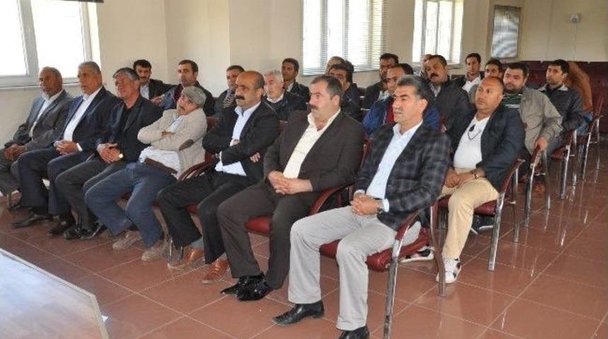 Y&uuml;ksekova'da 'kalitesiz K&ouml;m&uuml;r' Toplantısı