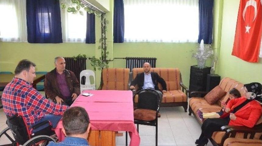 Ak Partiden Engellilere Destek