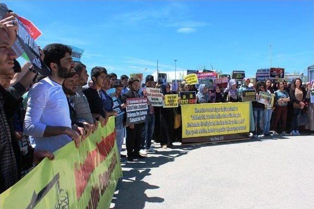 Yyü Öğrencileri Mısır’daki İdam Kararlarını Protesto Etti