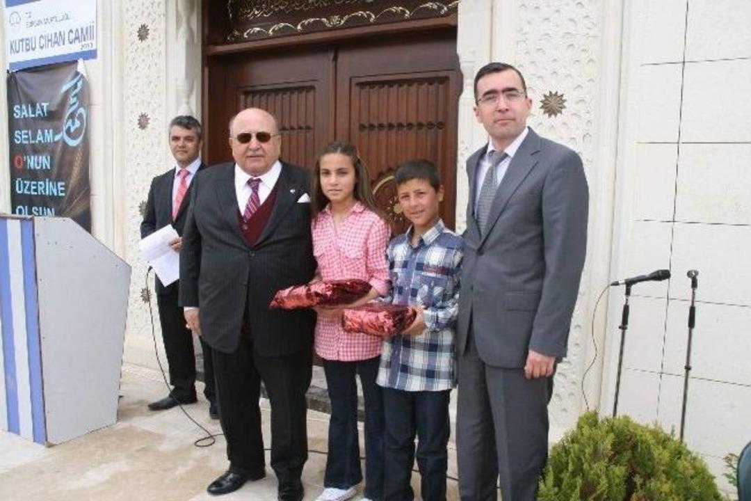 Gedikhasanlı Kutbu Cihan Şakir Efendi Kur'an Kursu Hizmete A&ccedil;ıldı