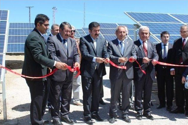 Yyü Güneş Enerjisi İle Van’da İlk Olarak Kendi Elektriğini Üretiyor