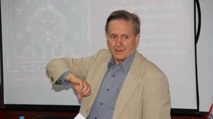 Carter Findley: "t&uuml;rkiye Siyasal Birliğine Sahip &Ccedil;ıkıyor"