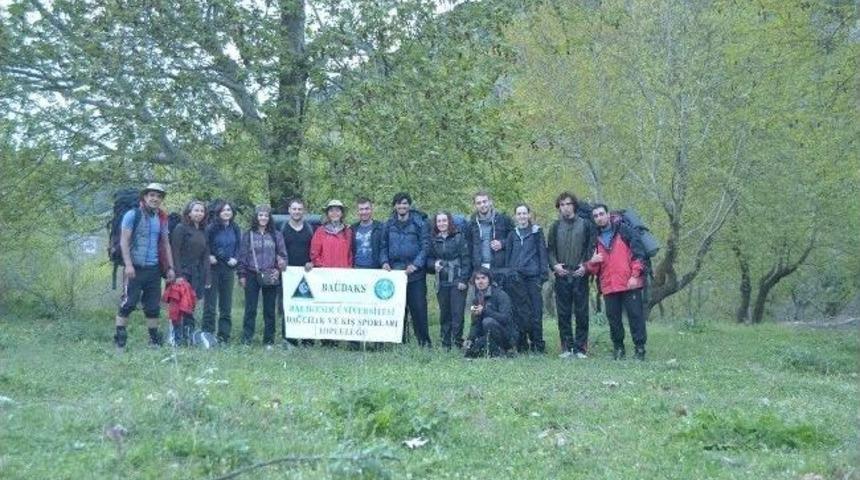 Ba&uuml;'l&uuml; Dağcılar Kamp Kurdu
