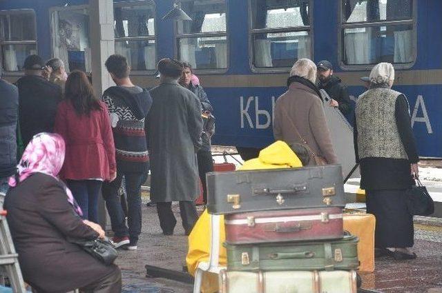 Balıkesir Tren Garı Film Çekimi İçin Kazakistan Şehri Oldu